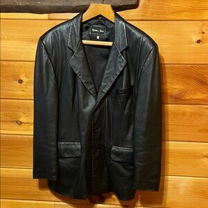 Men’s black leather blazer size 52